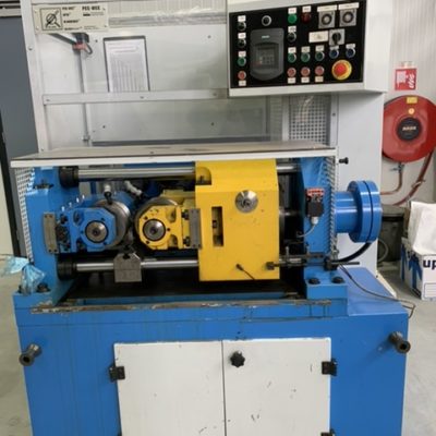 XX-VERKOCHT-XX PEE - WEE draadrolmachine Type UPW 18
