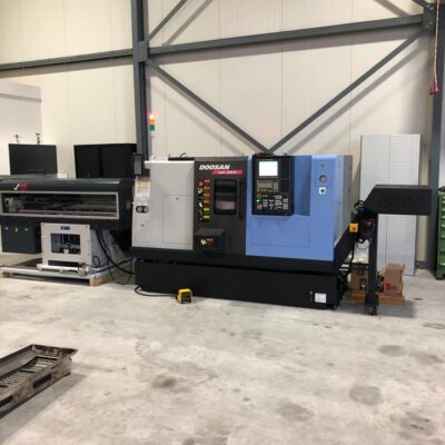 DOOSAN LYNX-220-LMA CNC-DRAAIBANK