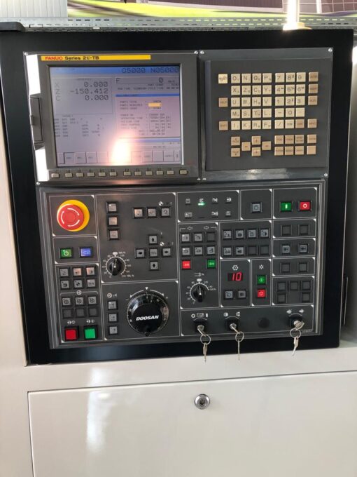 DOOSAN PUMA 300 MB CNC-DRAAIBANK MET AANGEDREVEN GEREEDSCHAP EN C-AS - Afbeelding 4