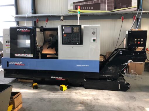 DOOSAN PUMA 300 MB CNC-DRAAIBANK MET AANGEDREVEN GEREEDSCHAP EN C-AS