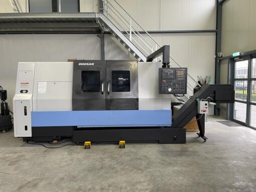 DOOSAN PUMA 400B CNC DRAAIBANK