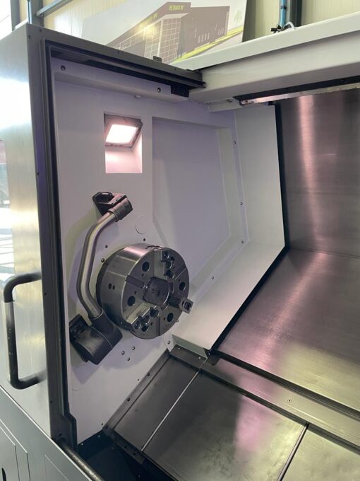 DOOSAN PUMA 2600LM CNC-DRAAIBANK MET AANGEDREVEN GEREEDSCHAP EN C-AS - Afbeelding 4