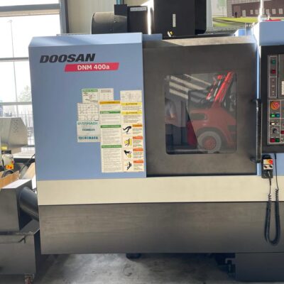 DOOSAN DNM 400A VERTIKAAL BEWERKINGSCENTRUM