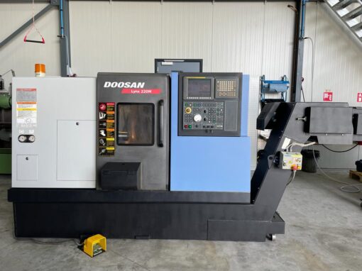 DOOSAN LYNX 220MA CNC-DRAAIBANK