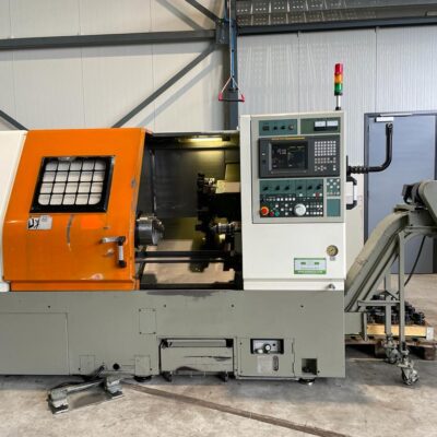 VICTOR NVT-26 CNC-DRAAIBANK