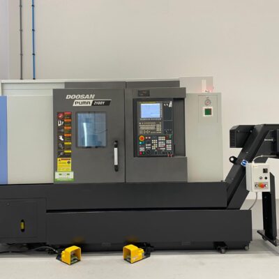 DOOSAN PUMA 2100Y CNC-DRAAIBANK MET AANGEDREVEN GEREEDSCHAP, C-AS EN Y-AS