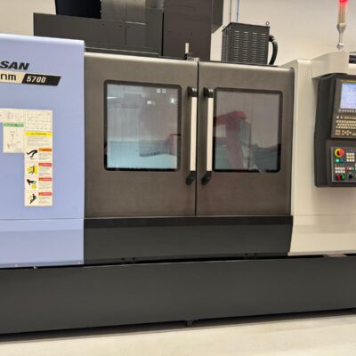 Doosan DNM 5700 VERTIKAAL BEWERKINGSCENTRUM